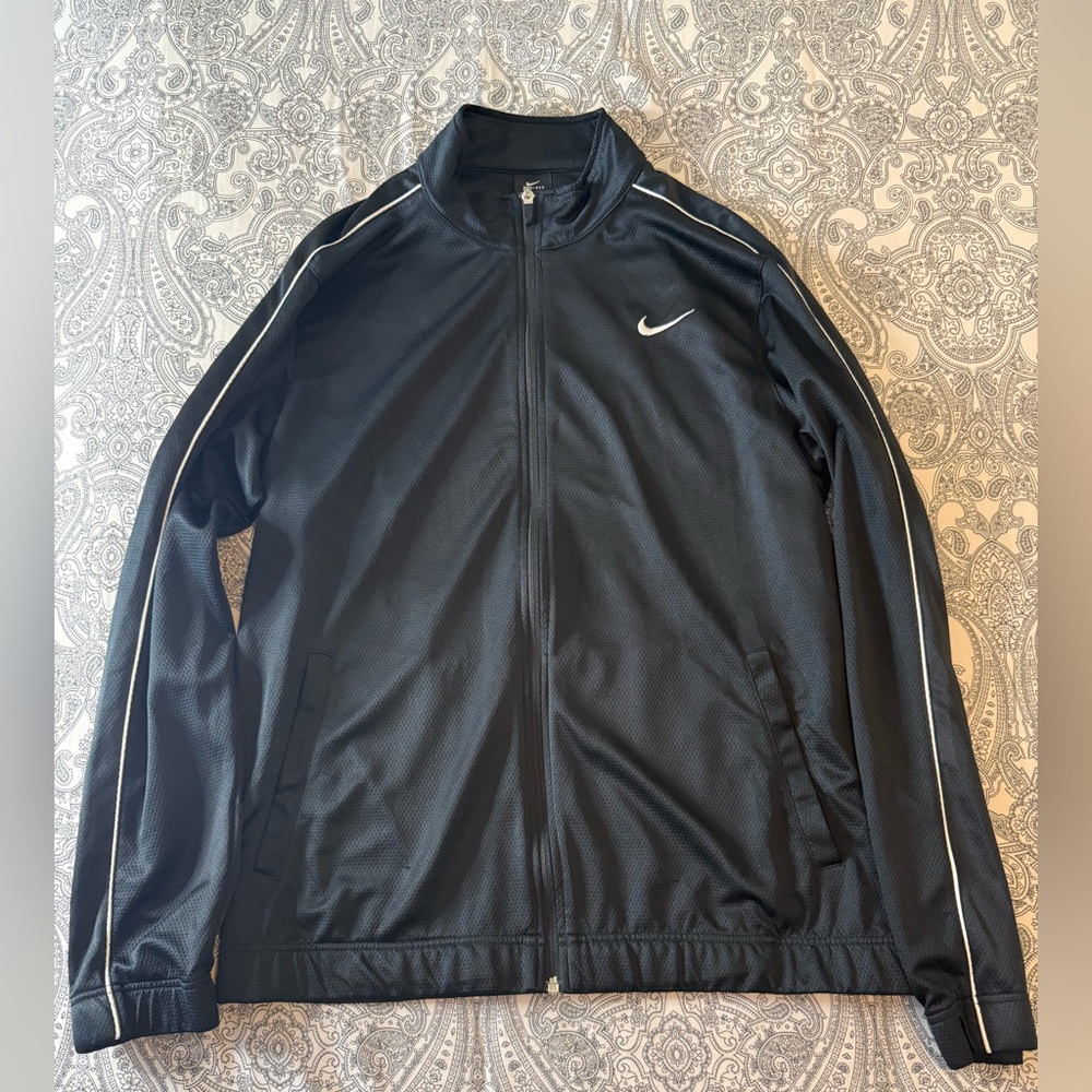 Nike Men's Black and White DriFit Jacket size Large